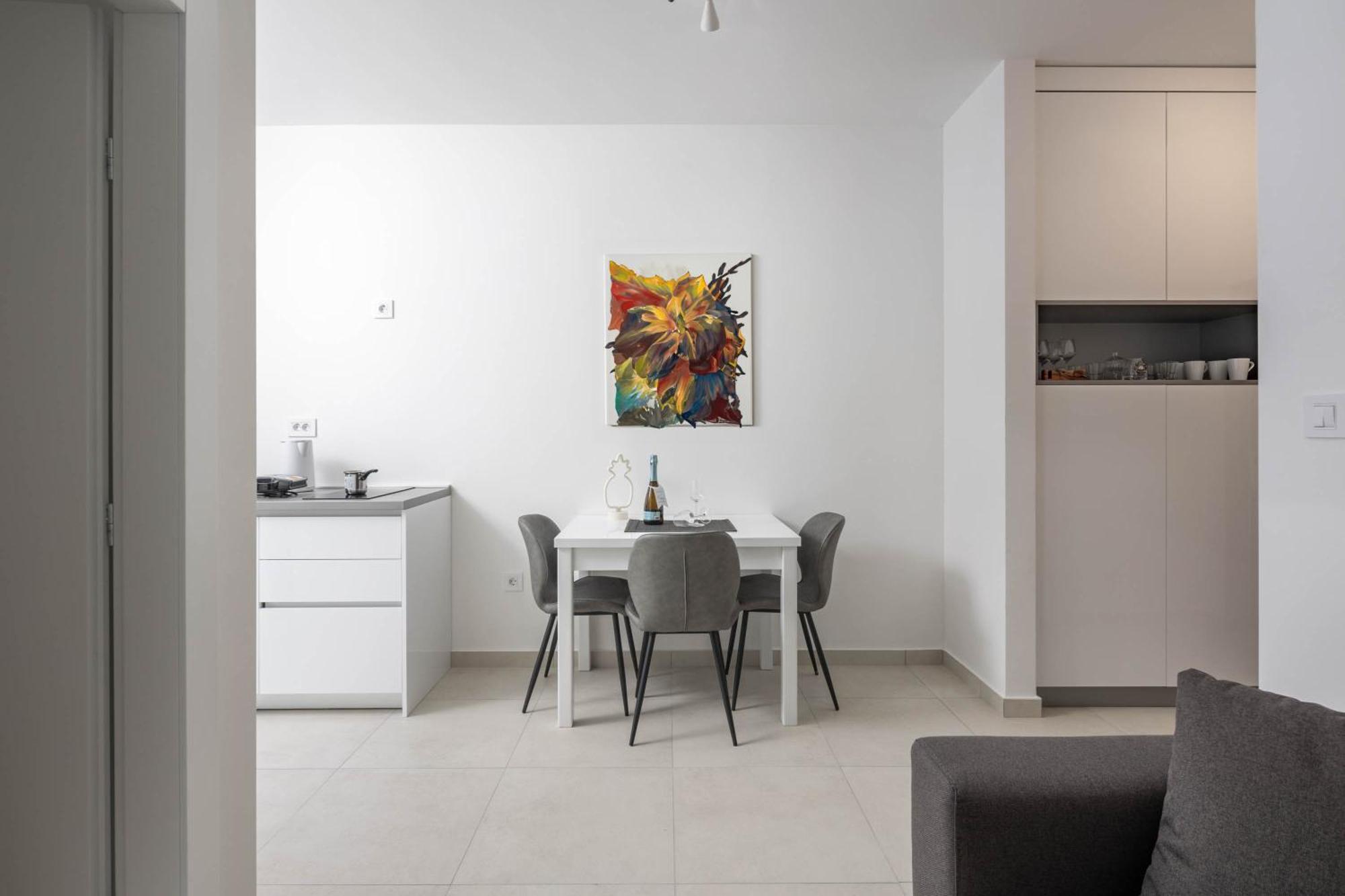 Apartman Seafront Andrijana - Happy