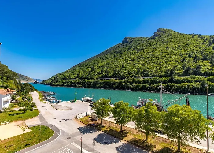 Seafront Villa Andrijana - Happy Rentals