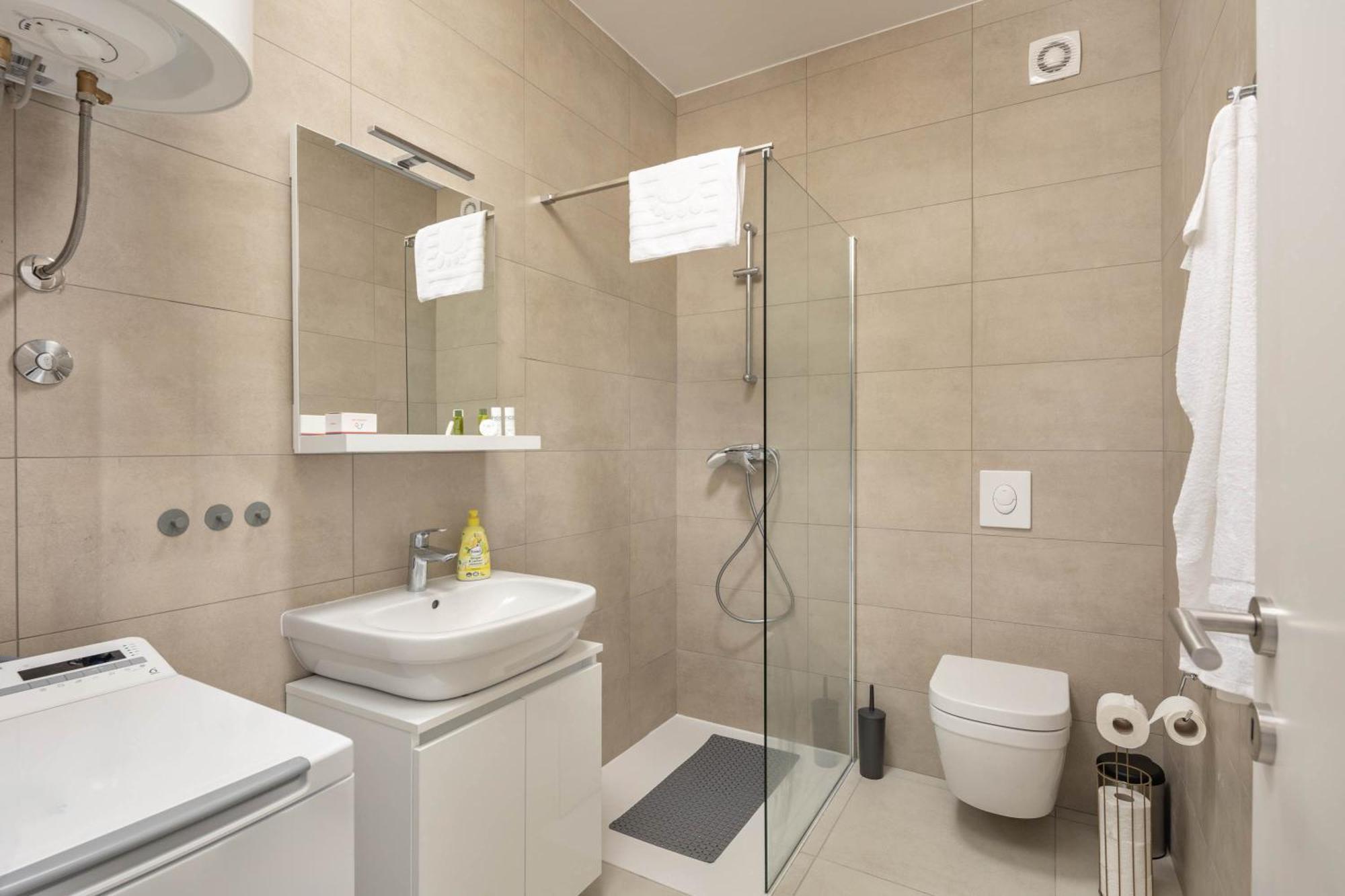 Seafront Andrijana - Happy Apartment